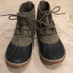 Sorel out and about boots